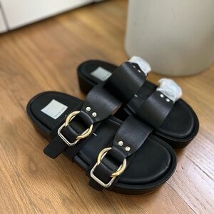 Dolce Vita Cici Slide Sandal Size 7 - Black & Gold. Never worn.